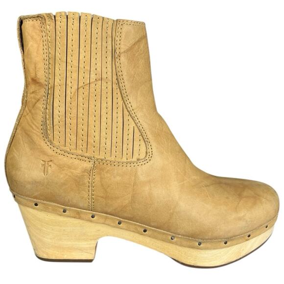 Frye Women’s Millie Distressed Brown Leather Clog Boot Size US 6.5 - Picture 1 of 11